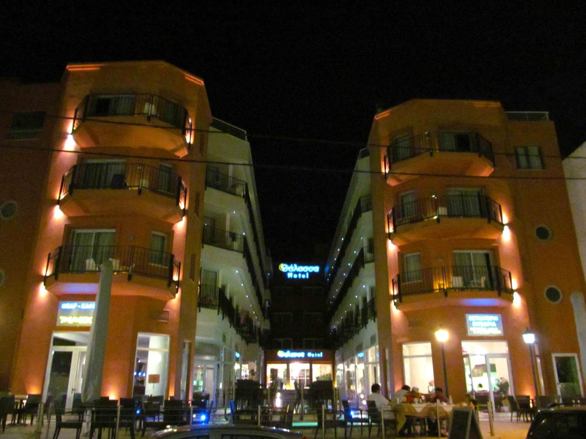 Thalassa Hotell Loutra Aidhipsou Exteriör bild