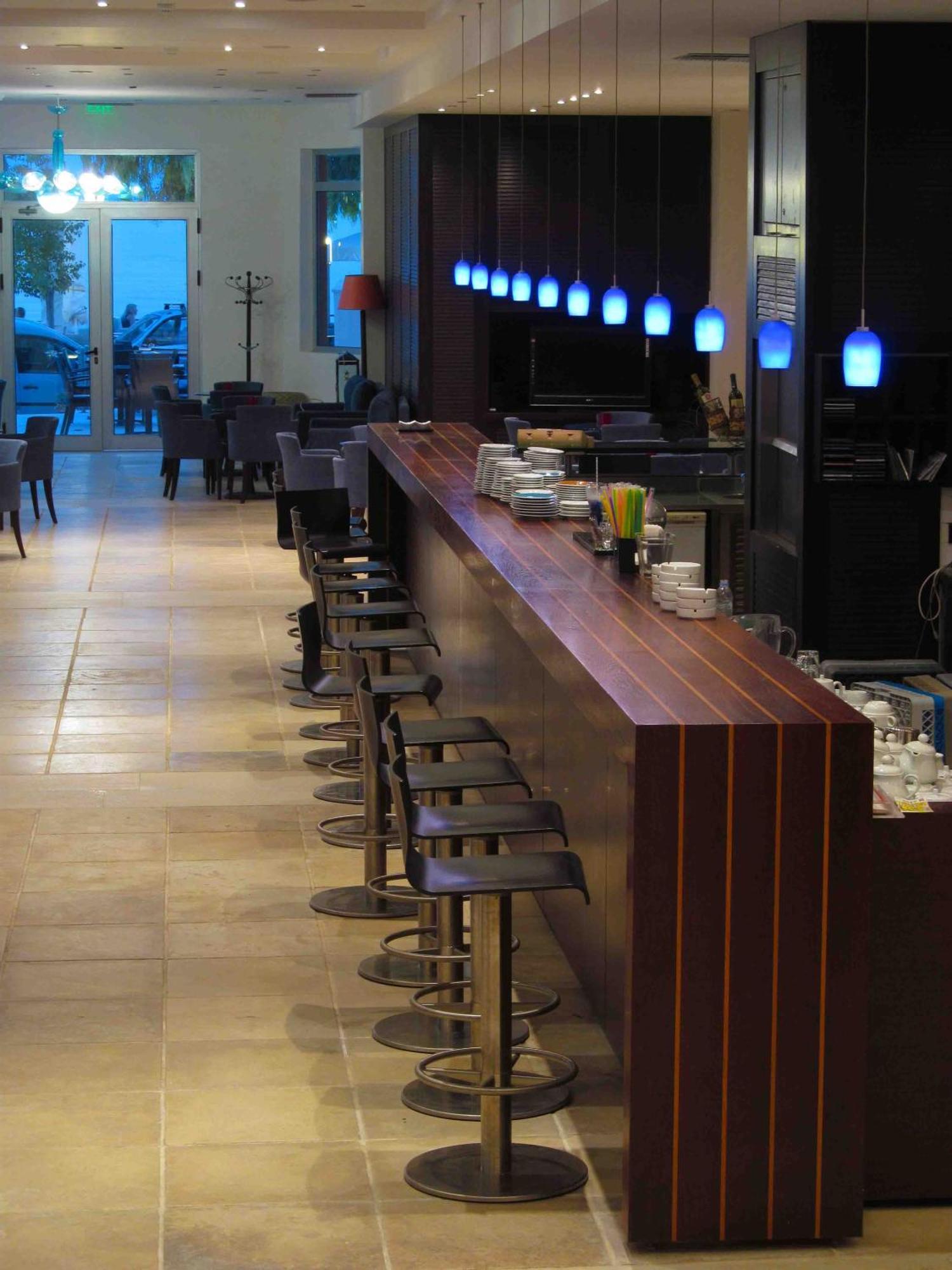 Thalassa Hotell Loutra Aidhipsou Exteriör bild