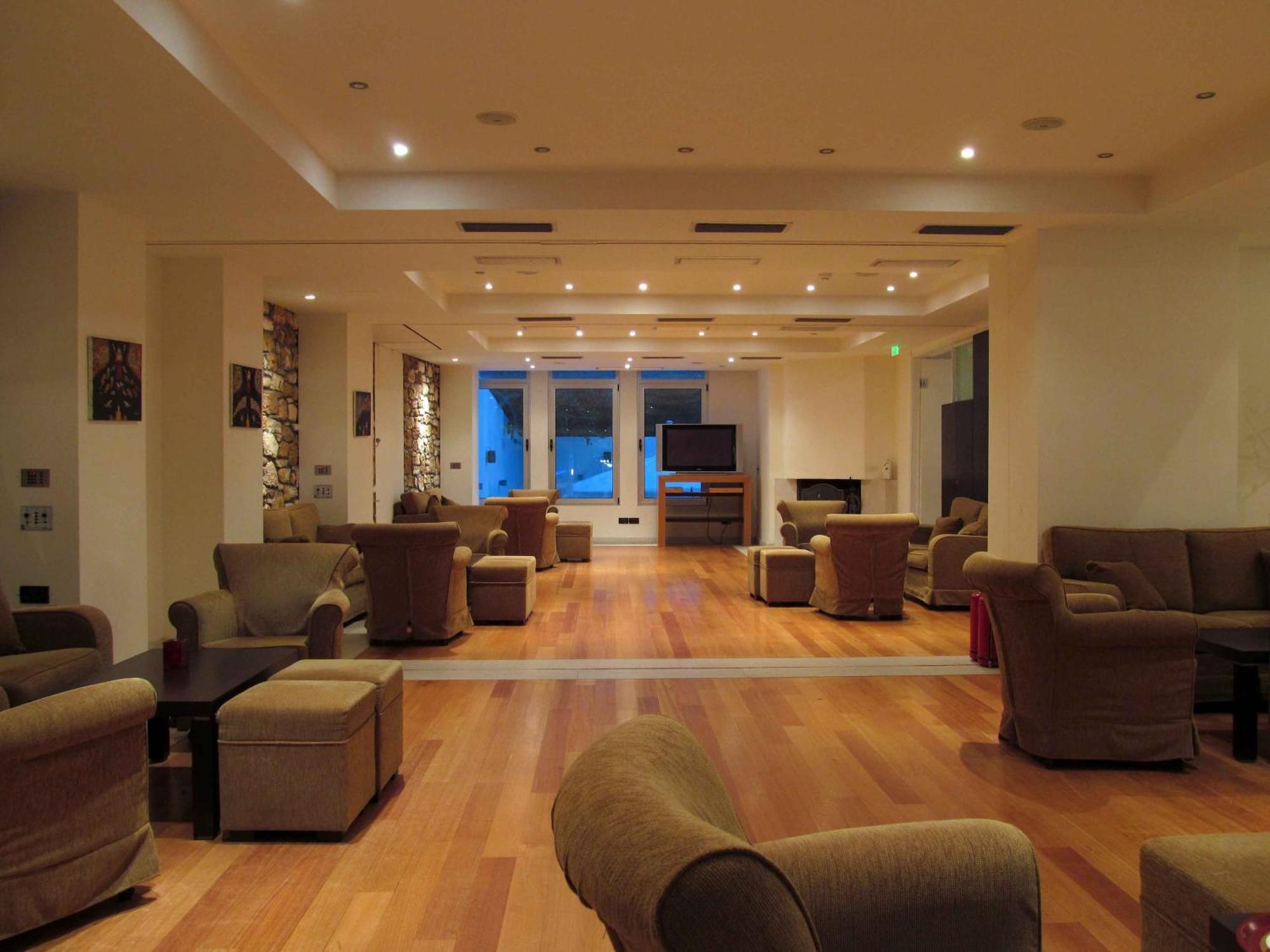 Thalassa Hotell Loutra Aidhipsou Exteriör bild