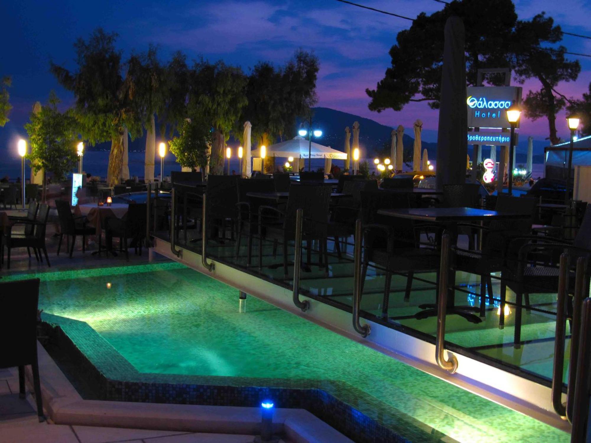 Thalassa Hotell Loutra Aidhipsou Exteriör bild