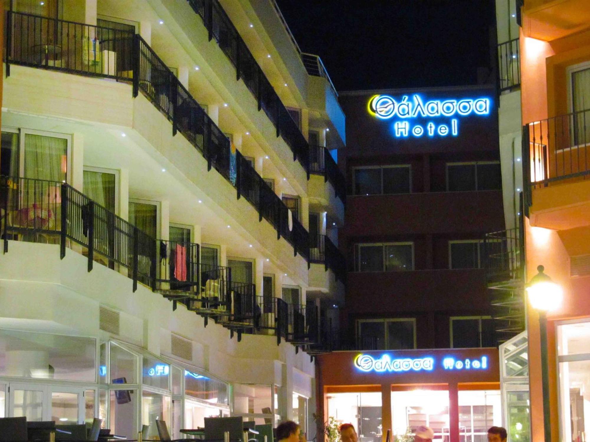 Thalassa Hotell Loutra Aidhipsou Exteriör bild